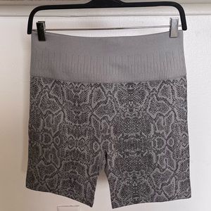 Forever 21 stretch biker short